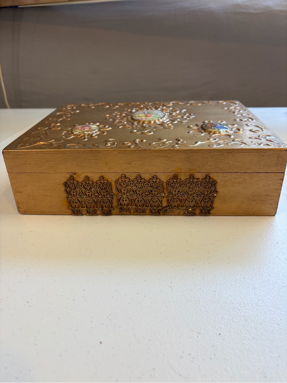 Vintage 1970s Gold Wood Jewelry Trinket Box Romantic Rococo Victorian Style mcm - Picture 7 of 12